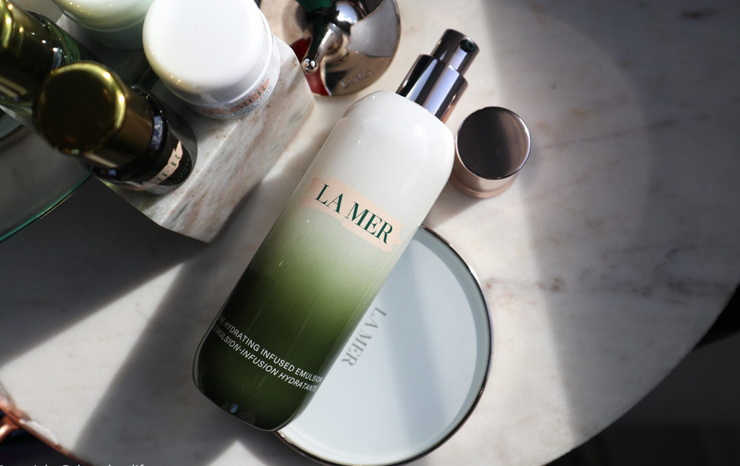La Mer Hydrating Infused Emulsion- For Soft, Supple, And Healthy Skin.