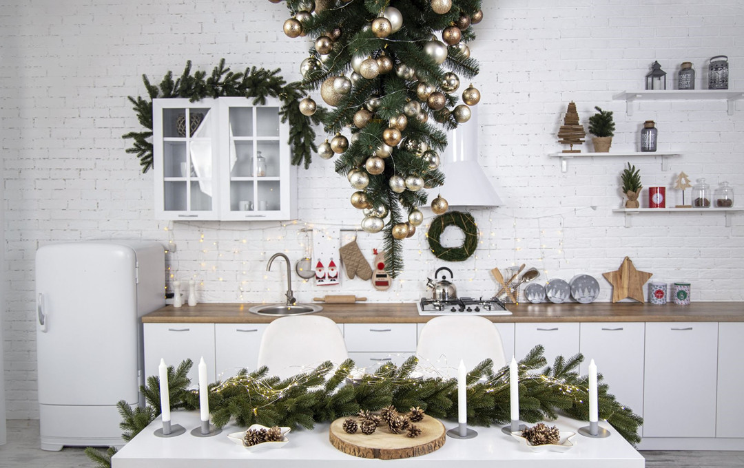 How To Make Your Own Christmas Tree From Your Garden